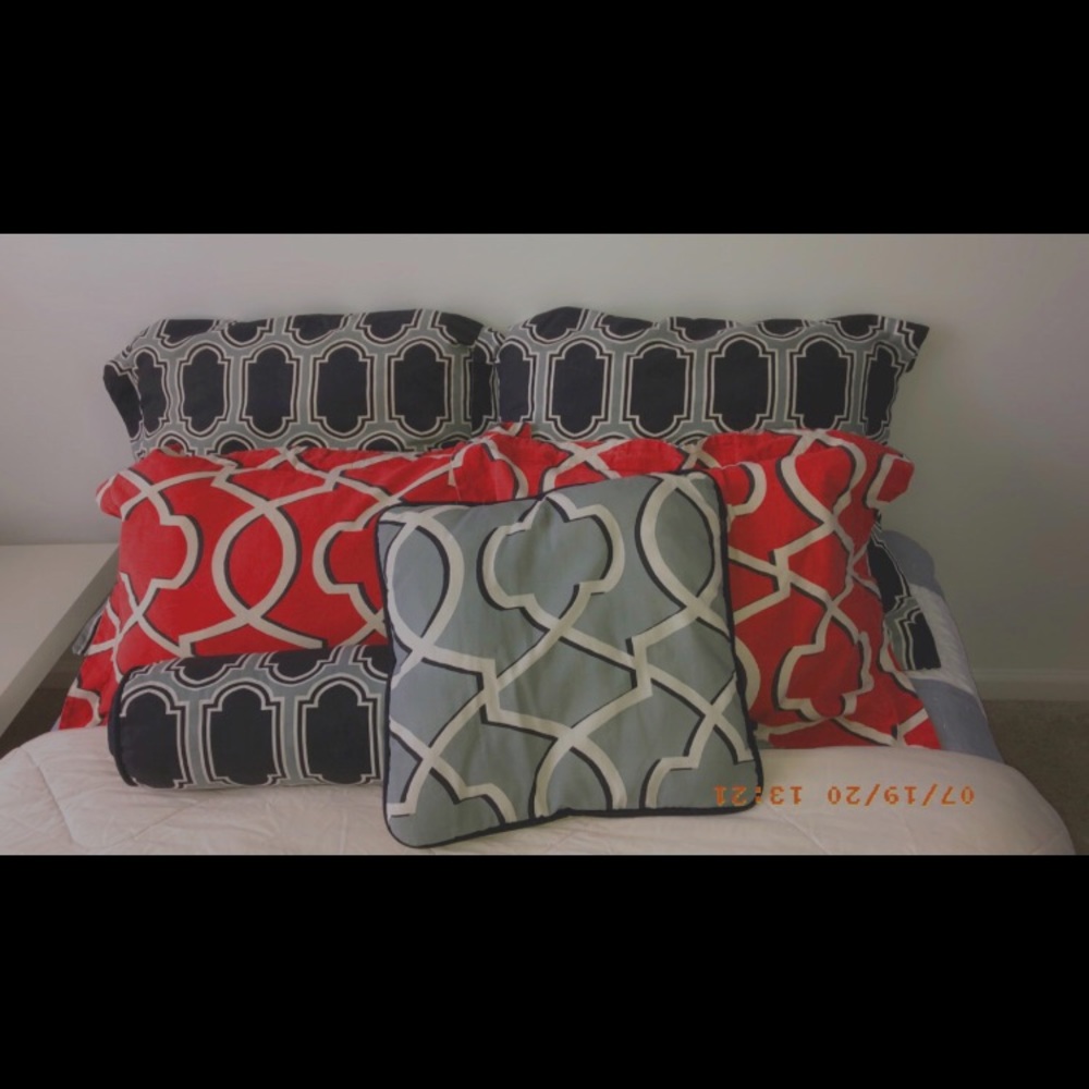 Red/Black/Grey Bed Set
